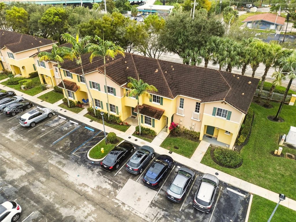 Photo of 6038 SW 19th Pl, North Lauderdale, FL 33068 (MLS # A11950063)