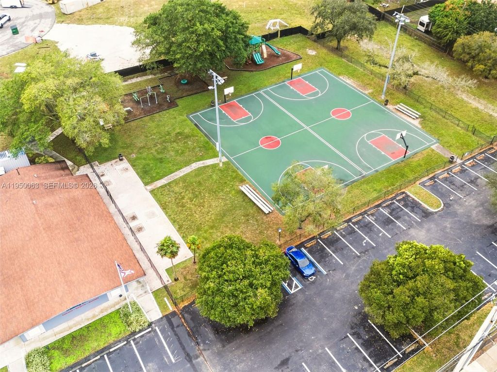 Photo of 6038 SW 19th Pl, North Lauderdale, FL 33068 (MLS # A11950063)