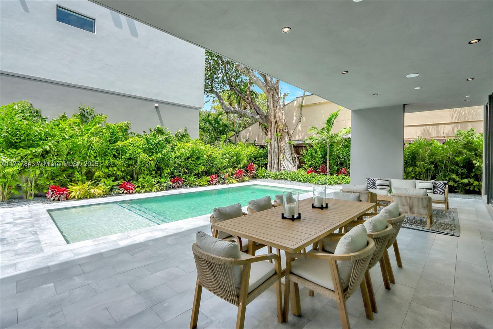 MUNDYS - Residential