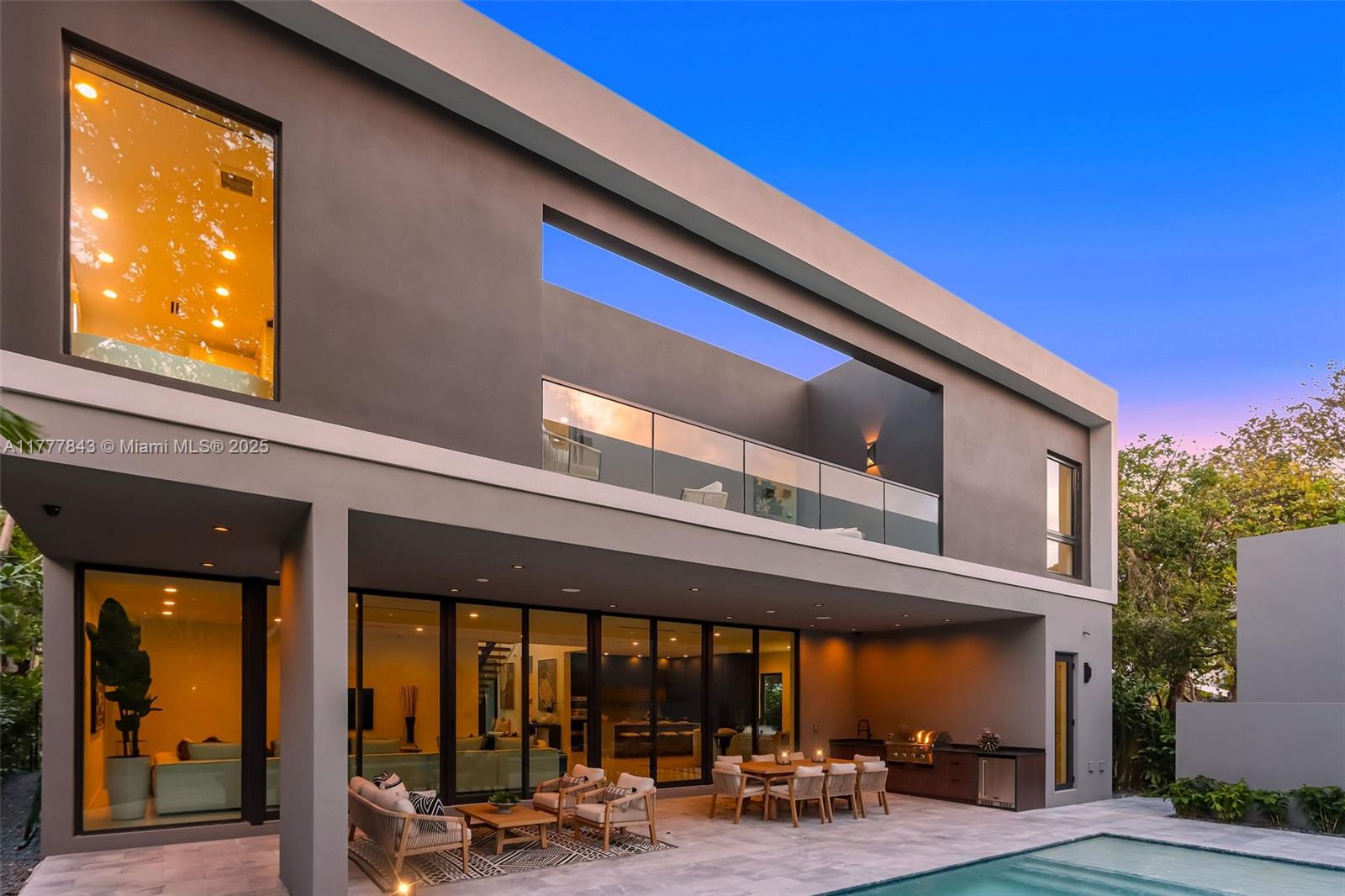 MUNDYS - Residential