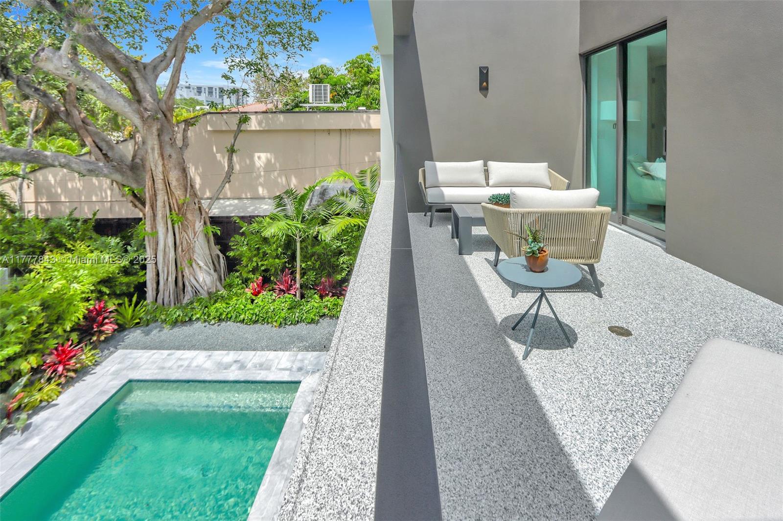 MUNDYS - Residential