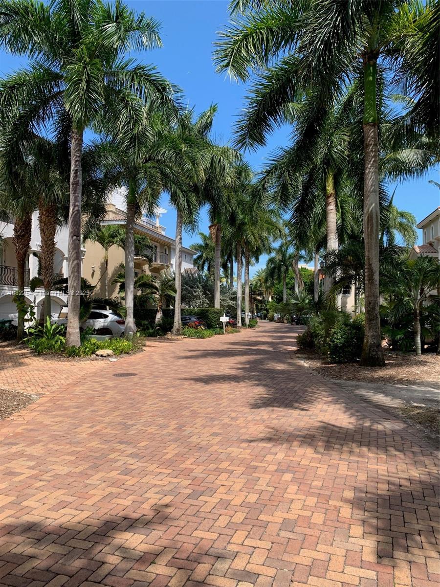 PARADISE POINT 1ST AMENDM - Residential