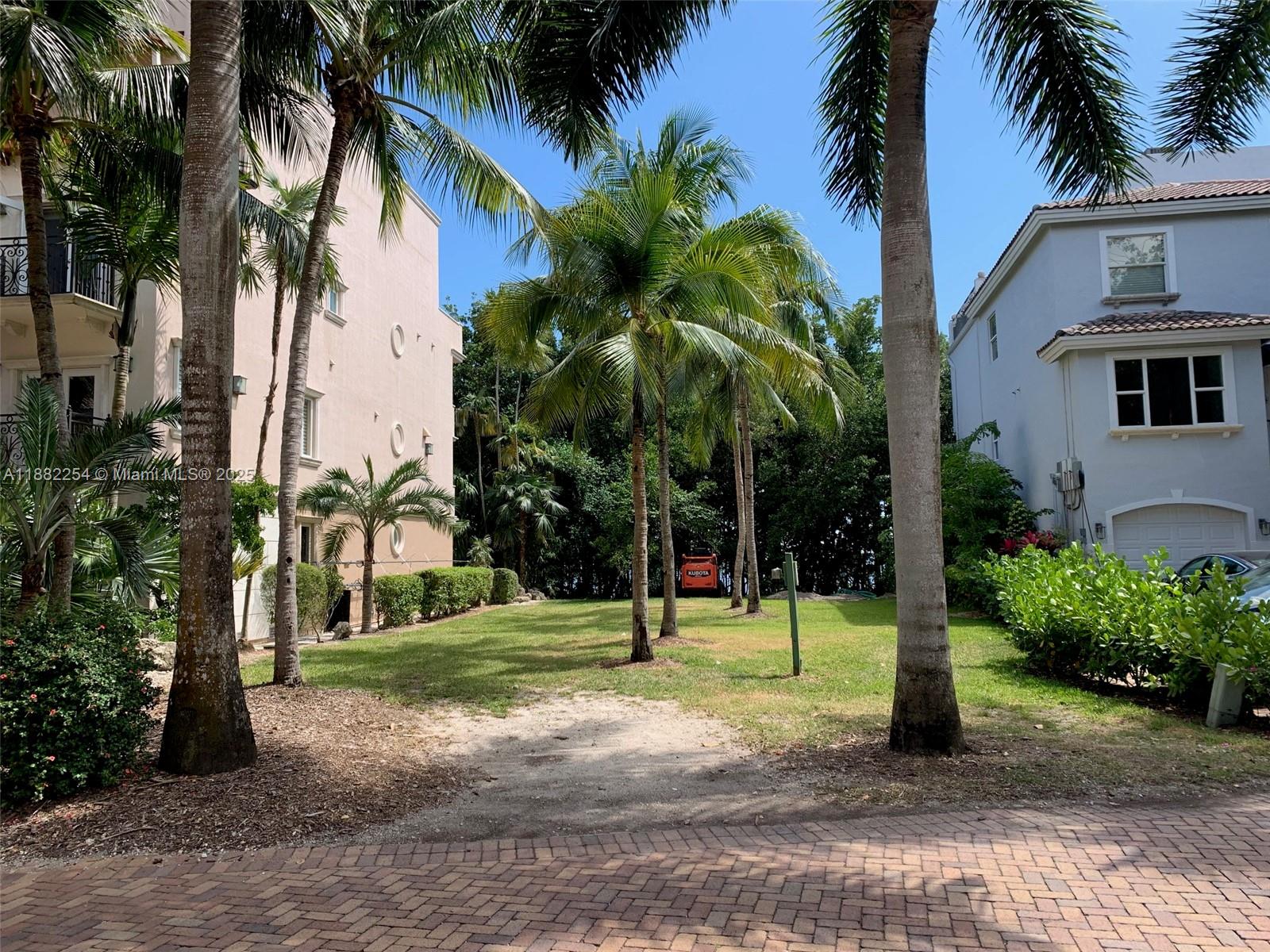 PARADISE POINT 1ST AMENDM - Residential