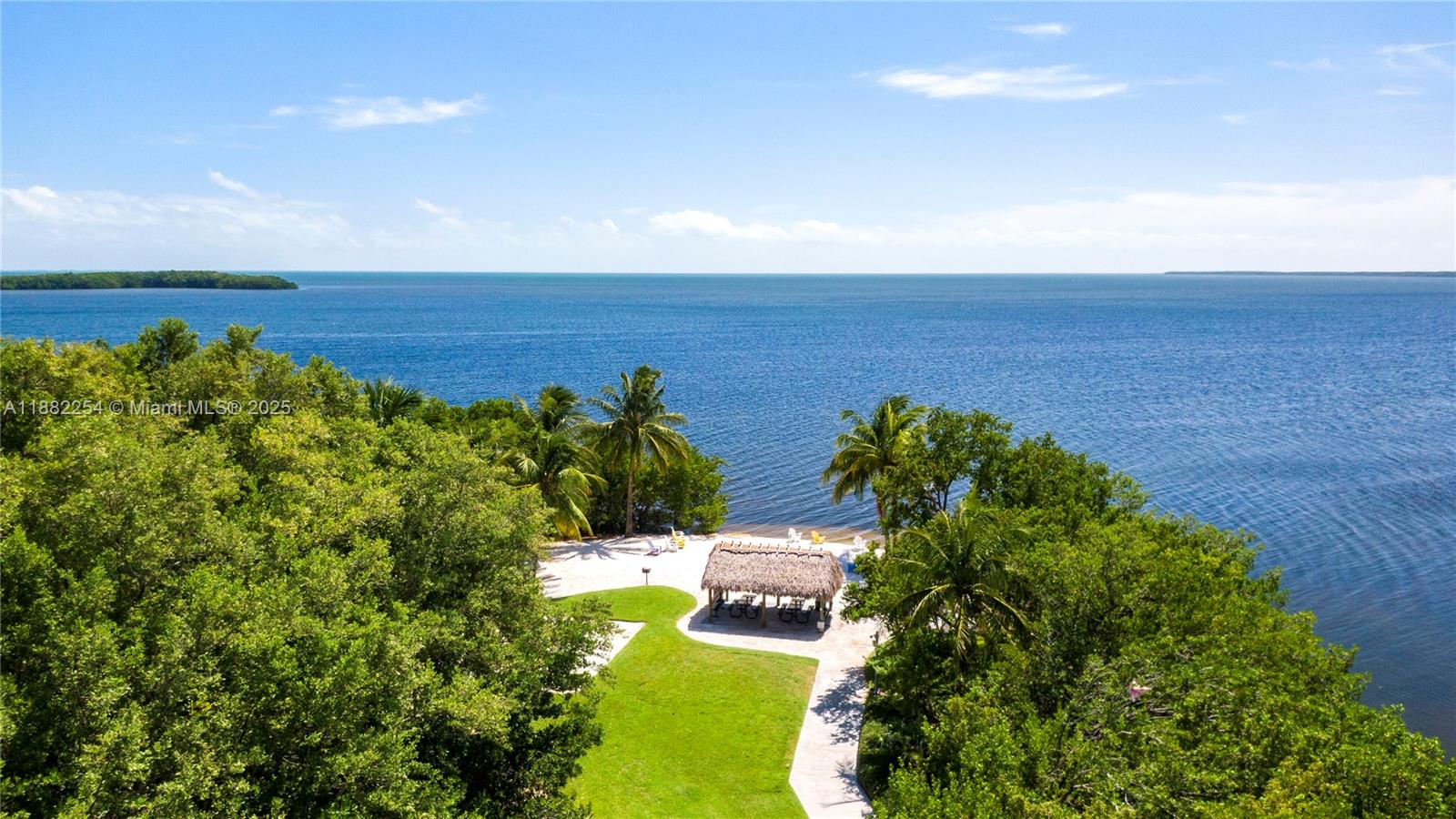 PARADISE POINT 1ST AMENDM - Residential