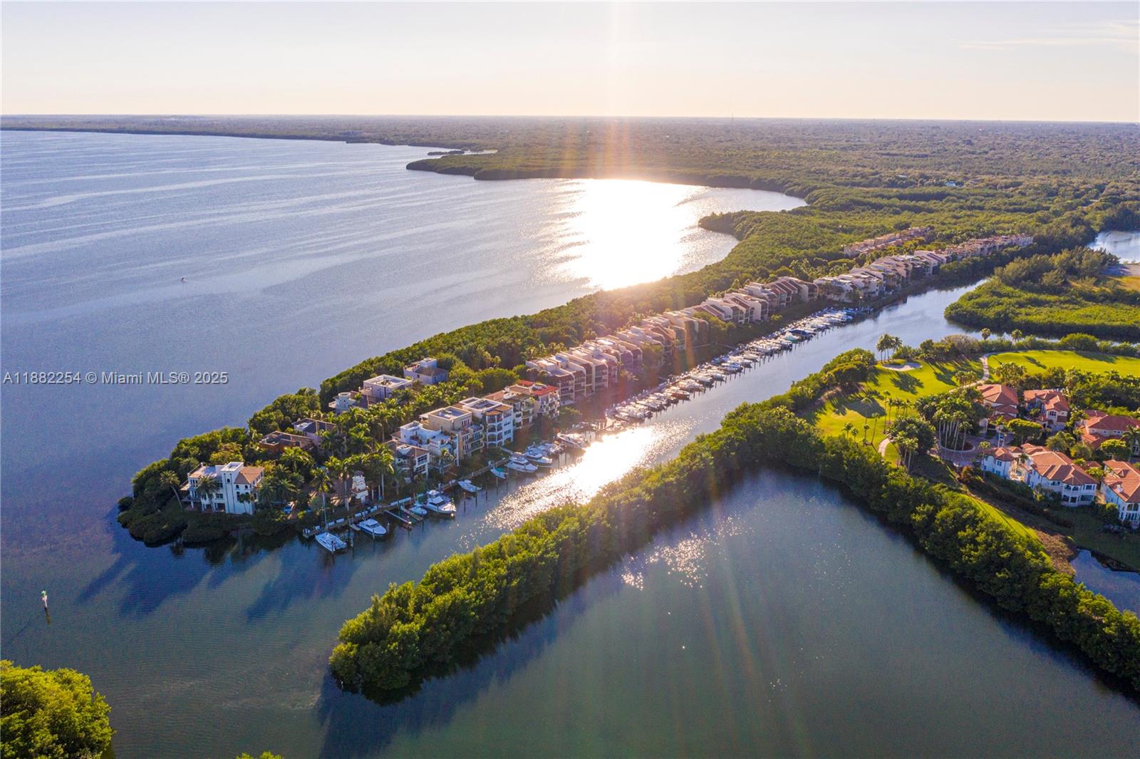 PARADISE POINT 1ST AMENDM - Residential