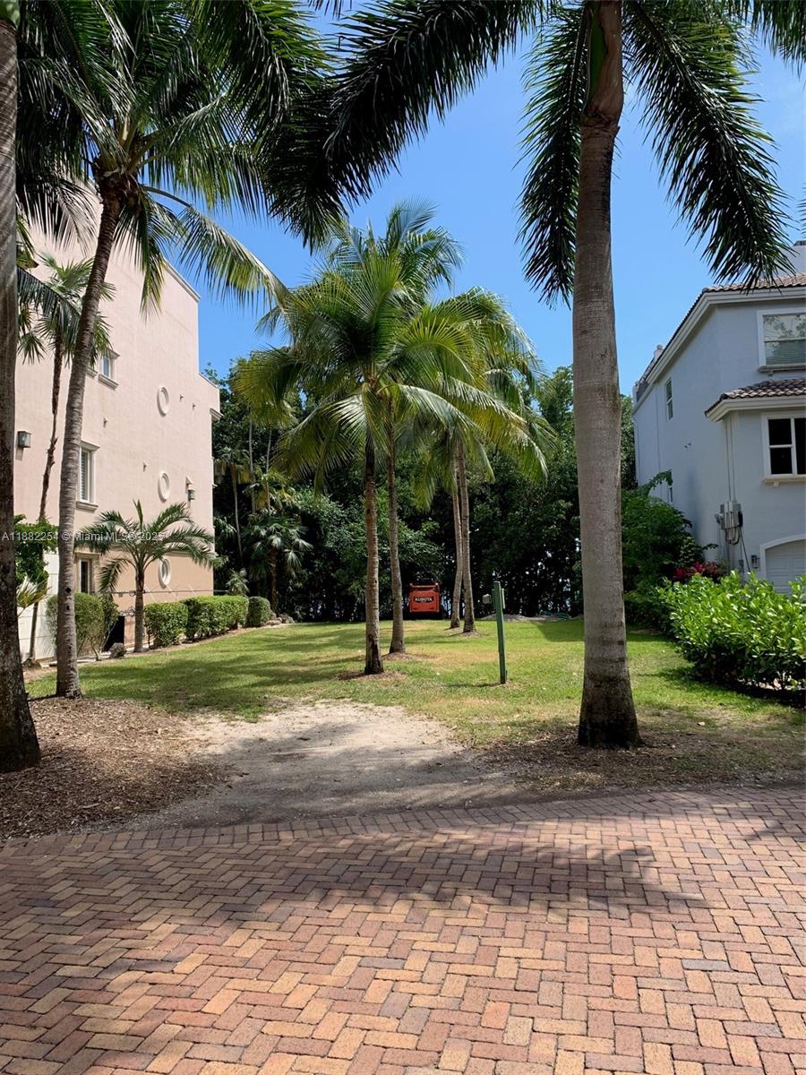 PARADISE POINT 1ST AMENDM - Residential