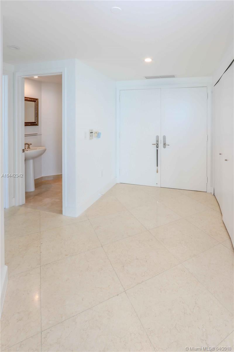 JADE RESIDENCES AT BRICKE - Residential