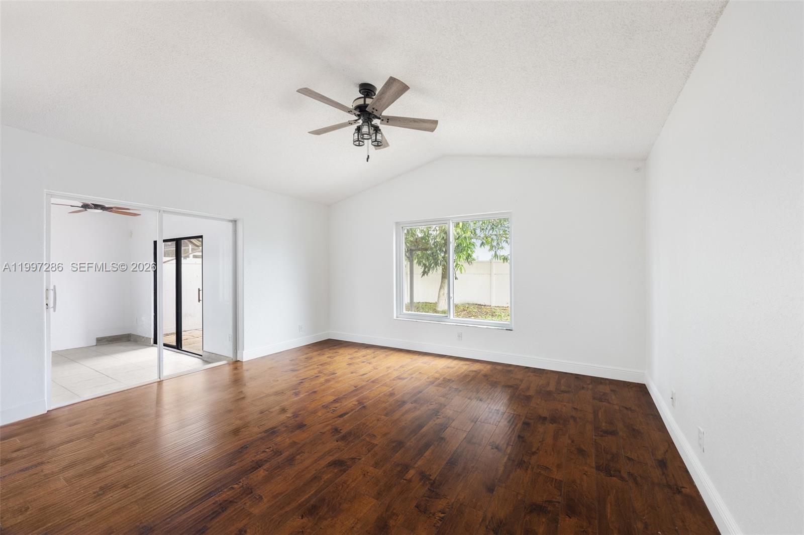 NAUTICA 2 - Residential Lease