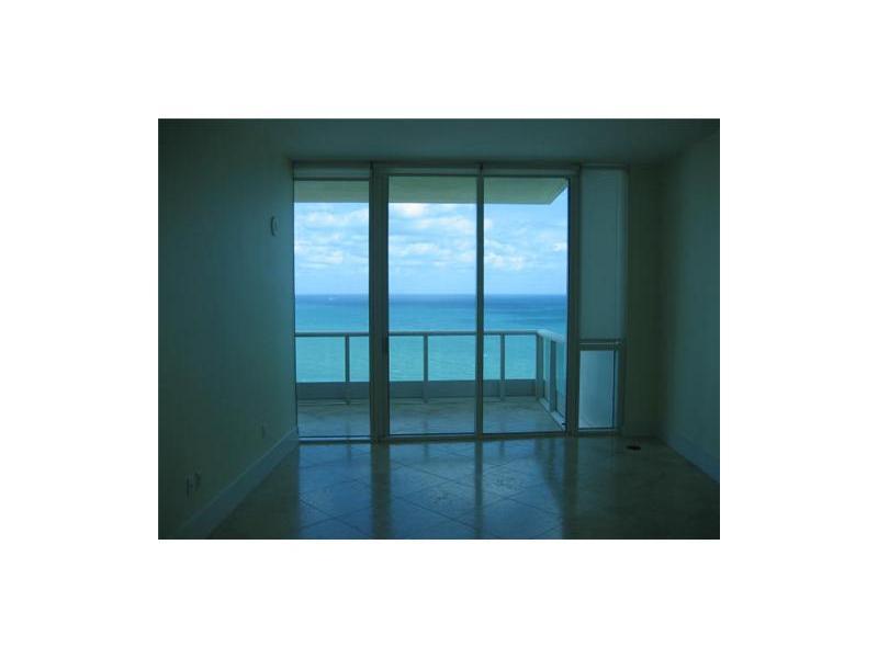 CONTINUUM ON SOUTH BEACH - Residential Lease