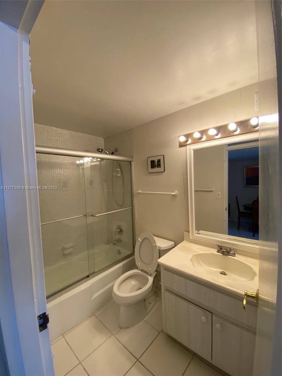 FOUR AMBASSADORS CONDO PH - Residential Lease