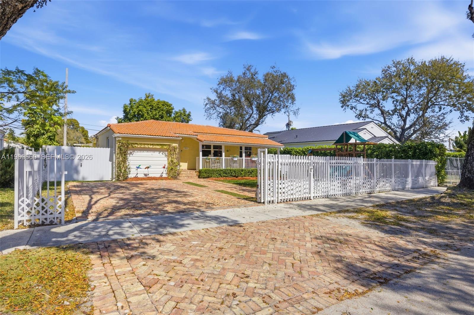 SYLVANIA HEIGHTS - Residential