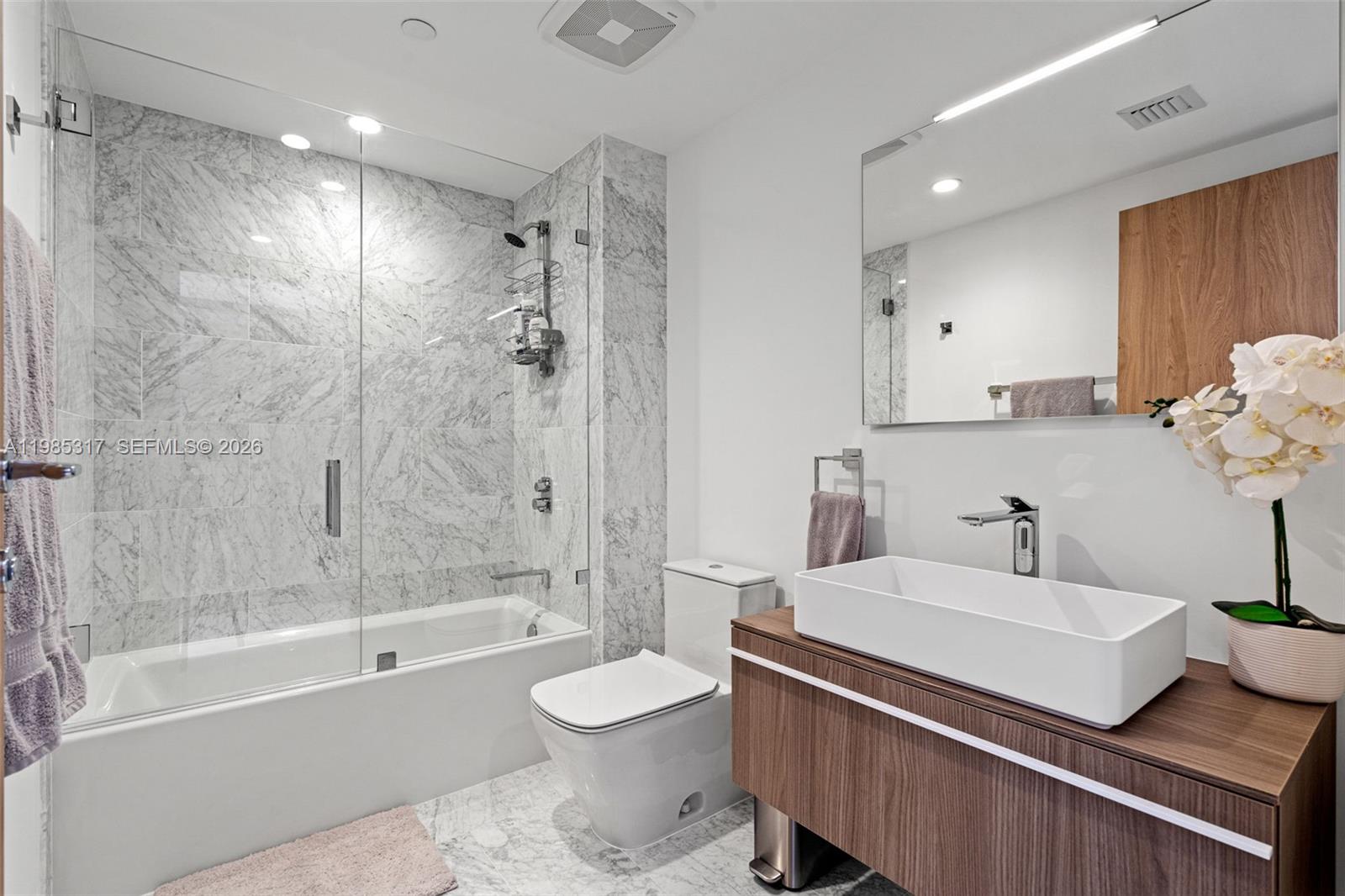 Onda Residences - Residential Lease