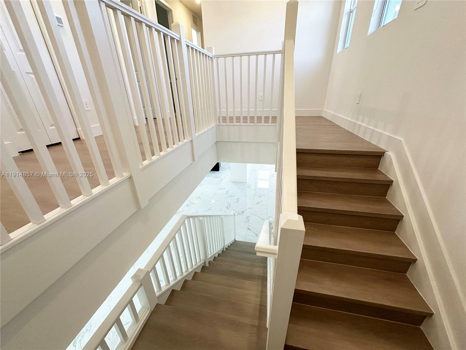 Crescent Ridge - Residential Lease