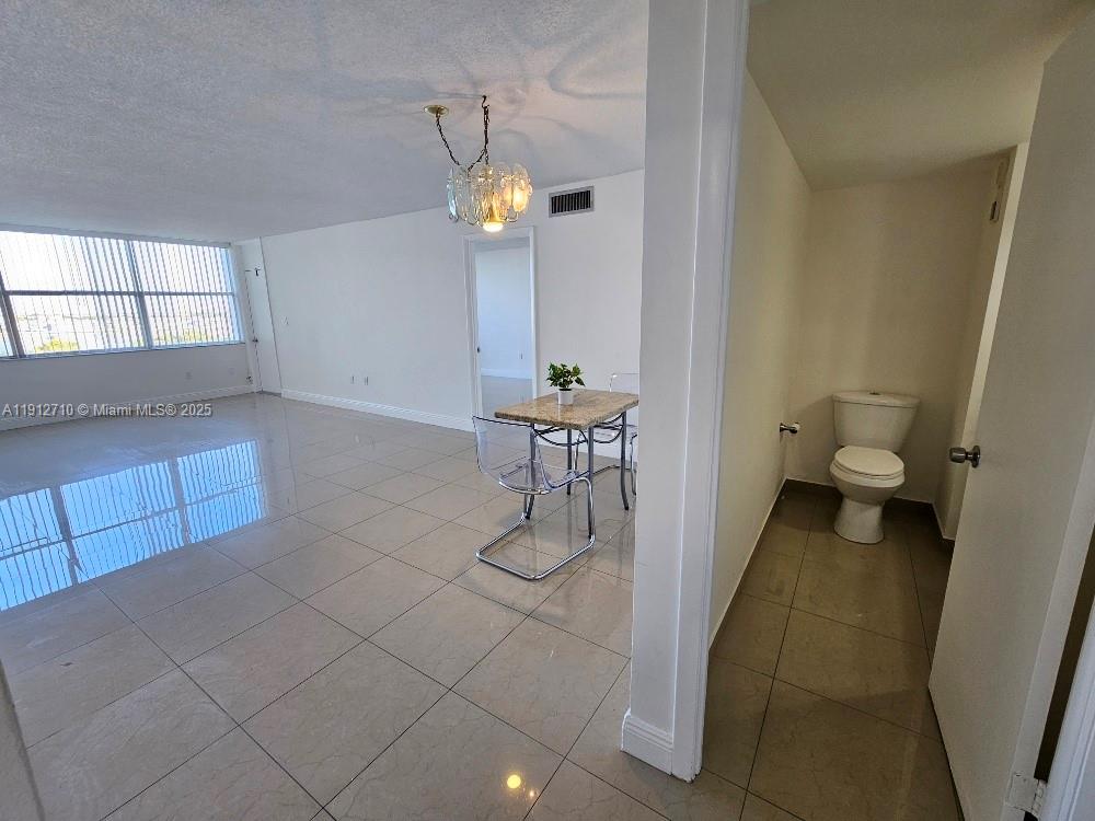 1200 NE Miami Gardens Dr 710W