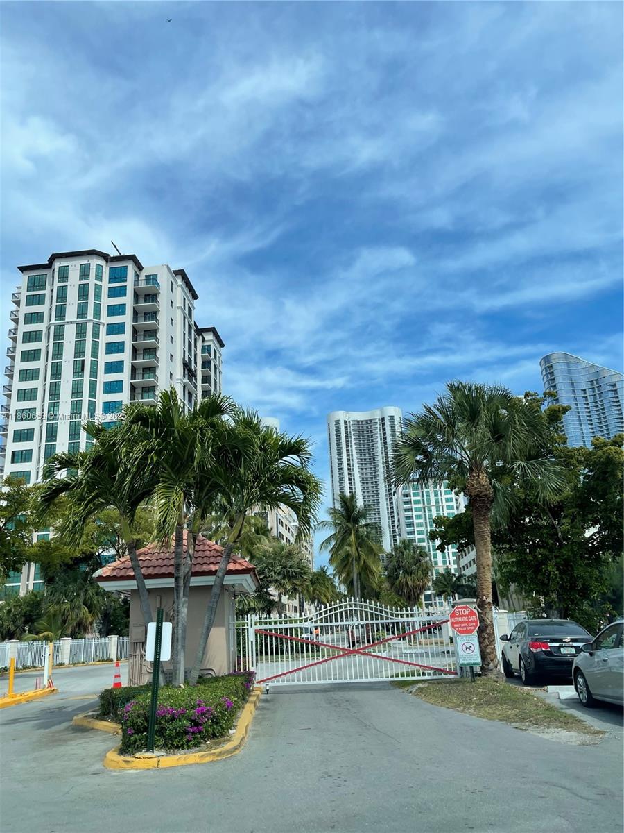 COASTAL TOWERS CONDO - Residential