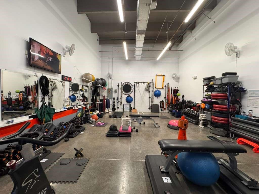 View photos, virtual tours, details... 10890 NW 17th St 127