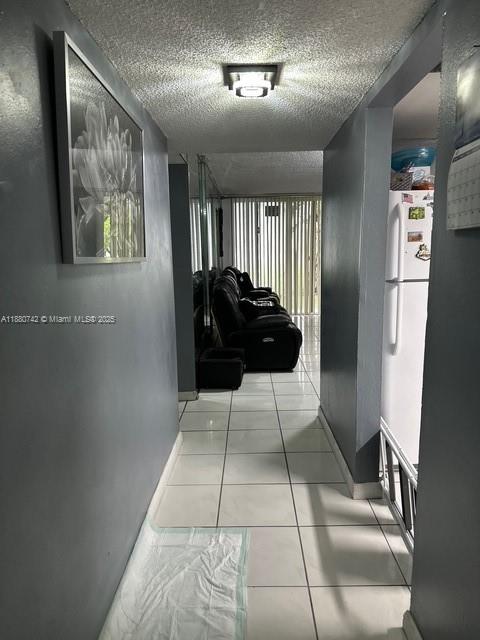 SAMARI LAKE EAST CONDO - Residential