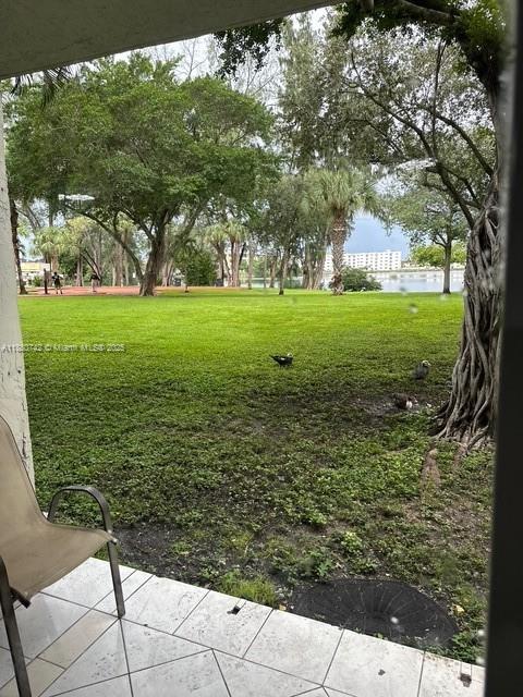 SAMARI LAKE EAST CONDO - Residential
