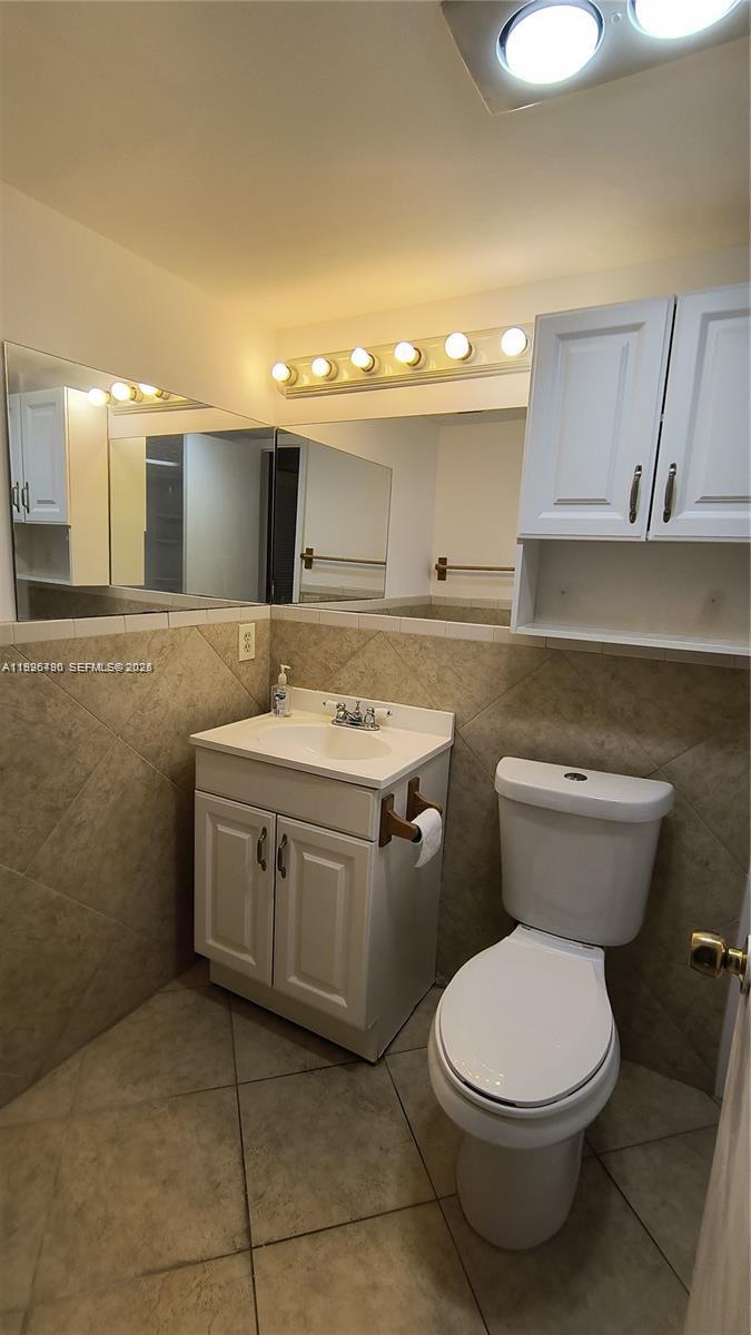 COVENTRY CONDO - Residential Lease