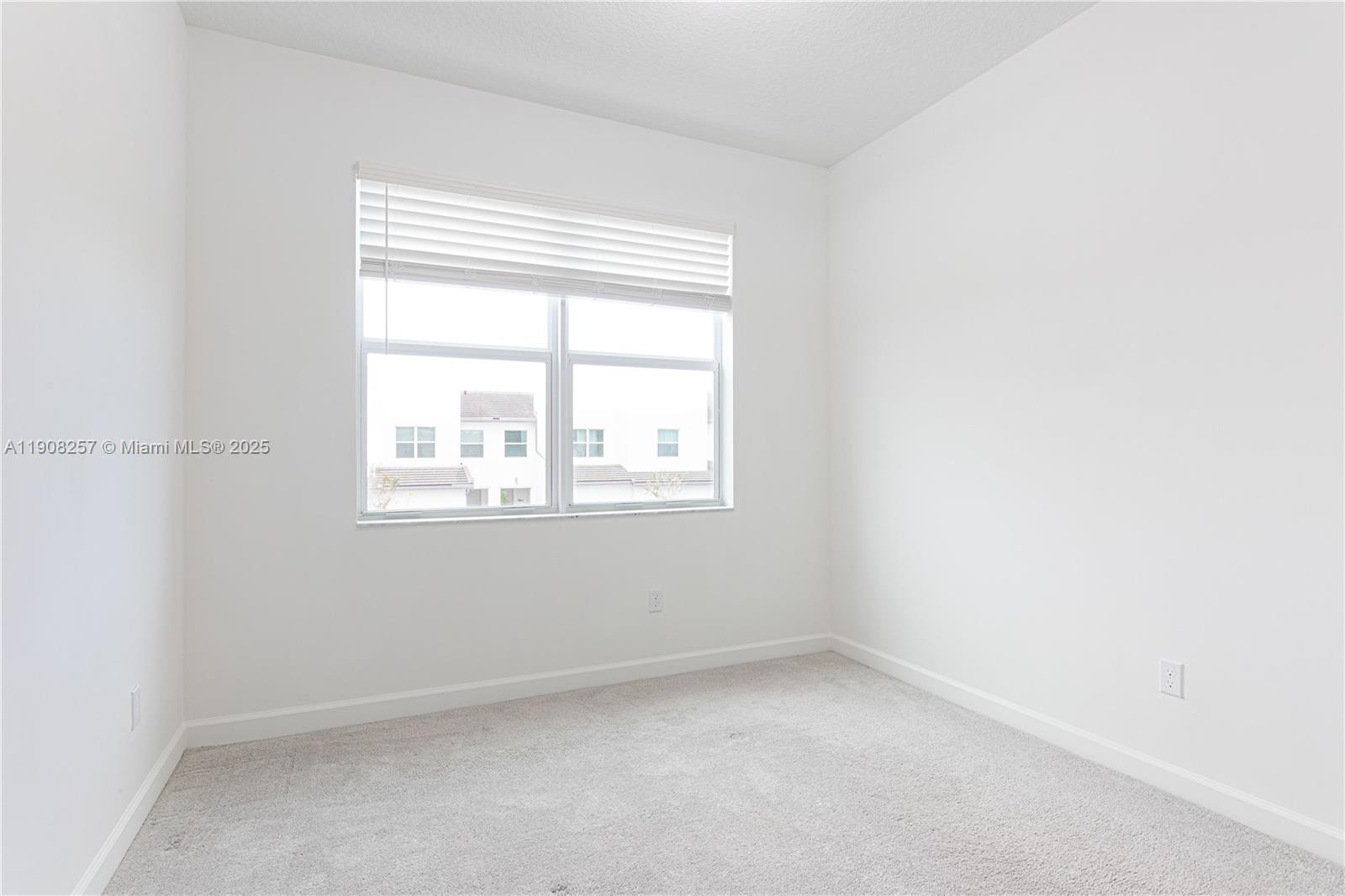 ANDALUCIA PUD PLAT 6 - Residential Lease