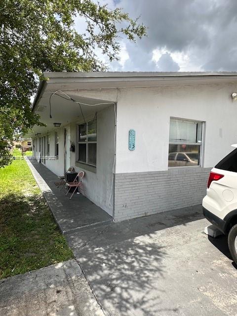 853 SW 9th St 2