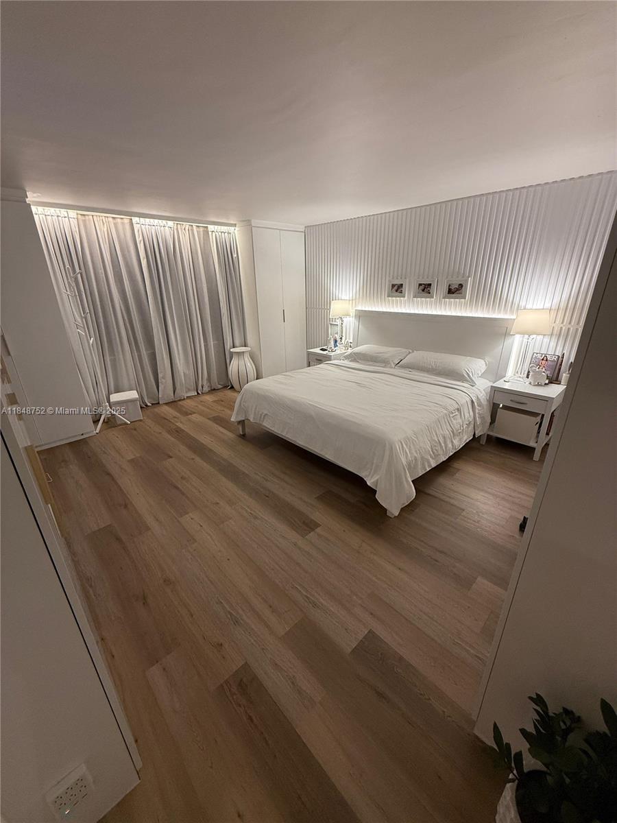 COLONY BAY HARBOR APTS CO - Residential