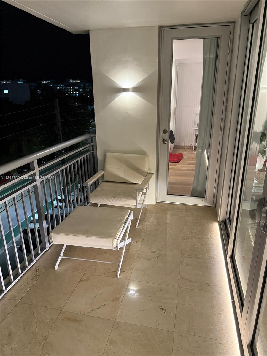 COLONY BAY HARBOR APTS CO - Residential