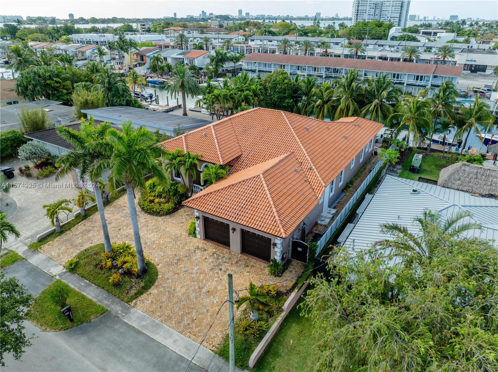 REM FOSTER & SANCHEZ TRAC - Residential