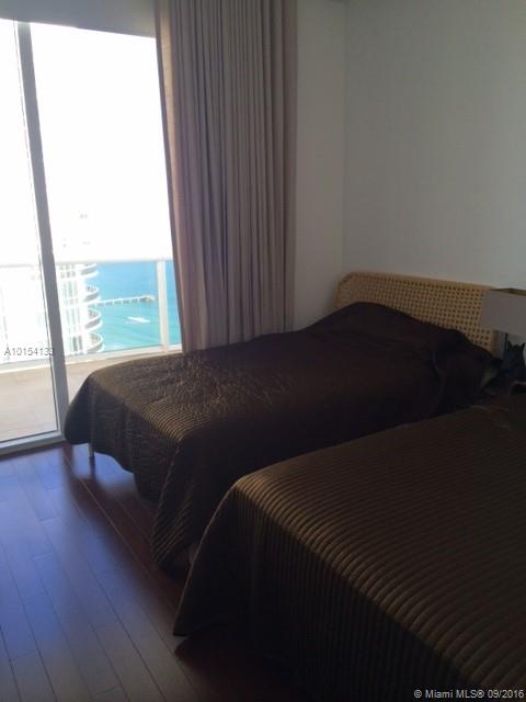 Trump Tower III Condo - Residential Lease