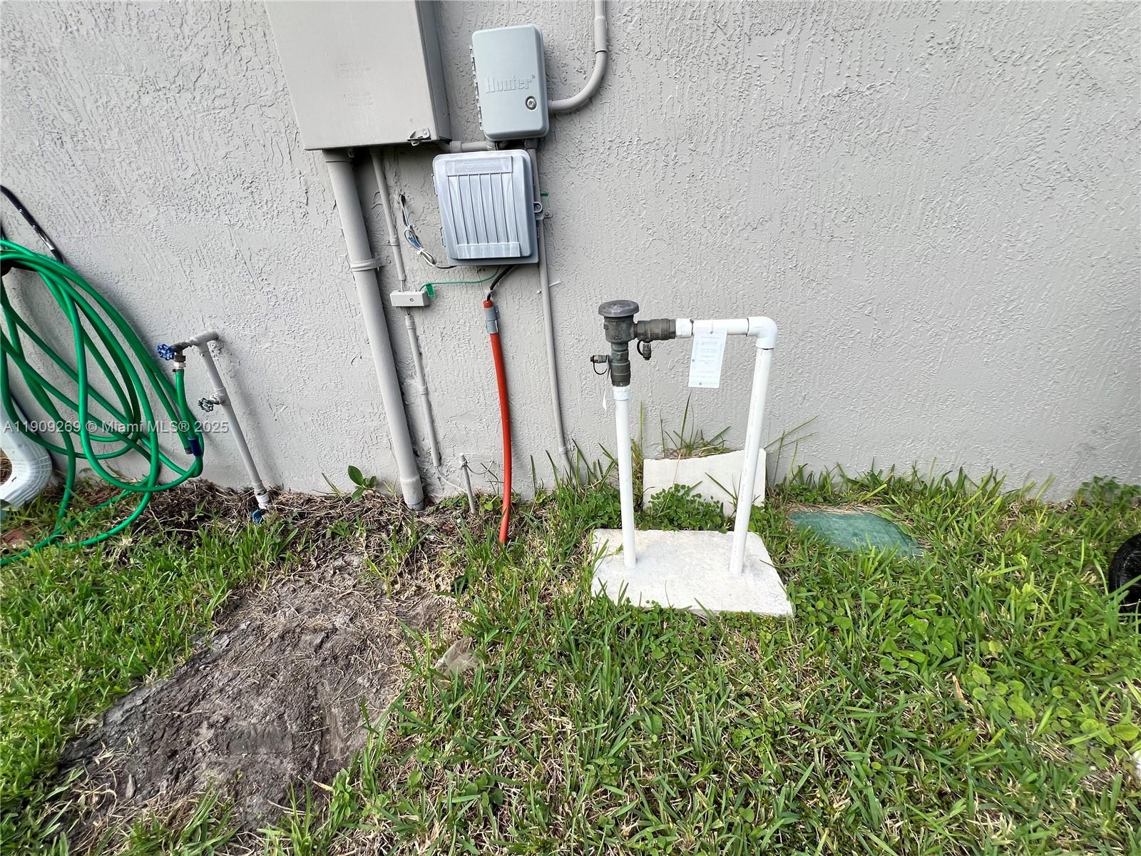 MARIE ESTATES - Residential