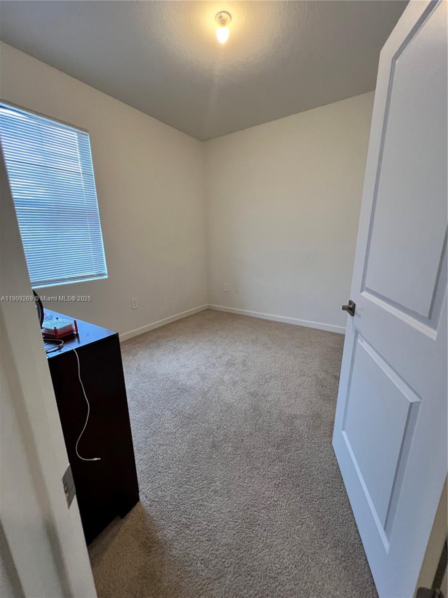 MARIE ESTATES - Residential