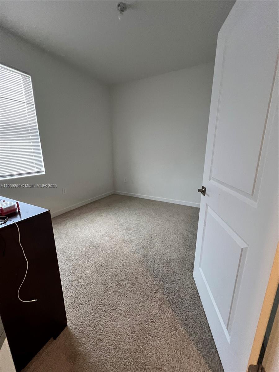 MARIE ESTATES - Residential