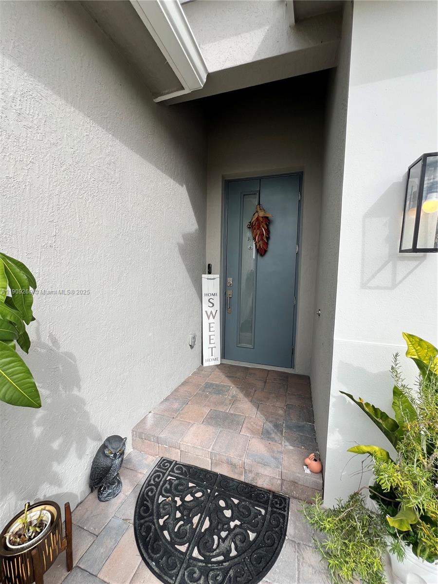 MARIE ESTATES - Residential