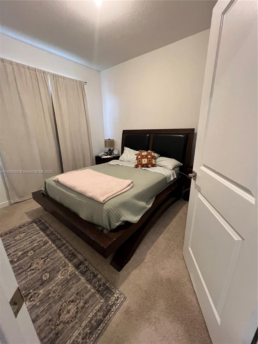 MARIE ESTATES - Residential