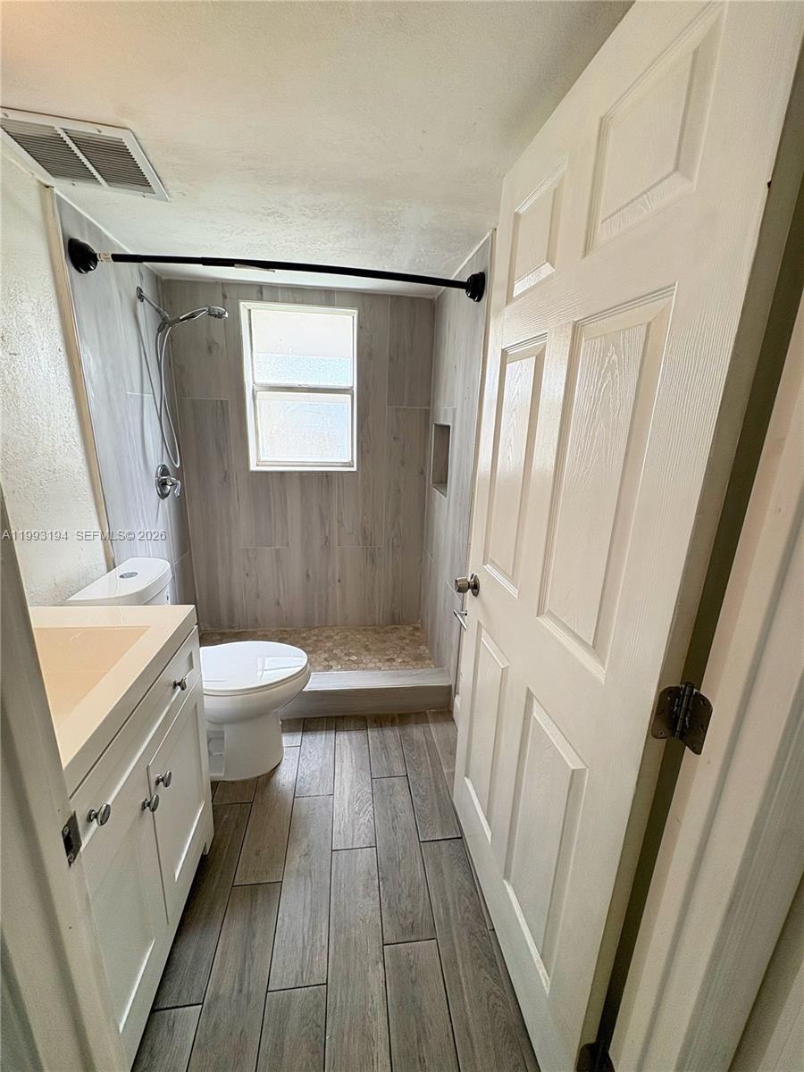 EMBARCADERO CONDO - Residential