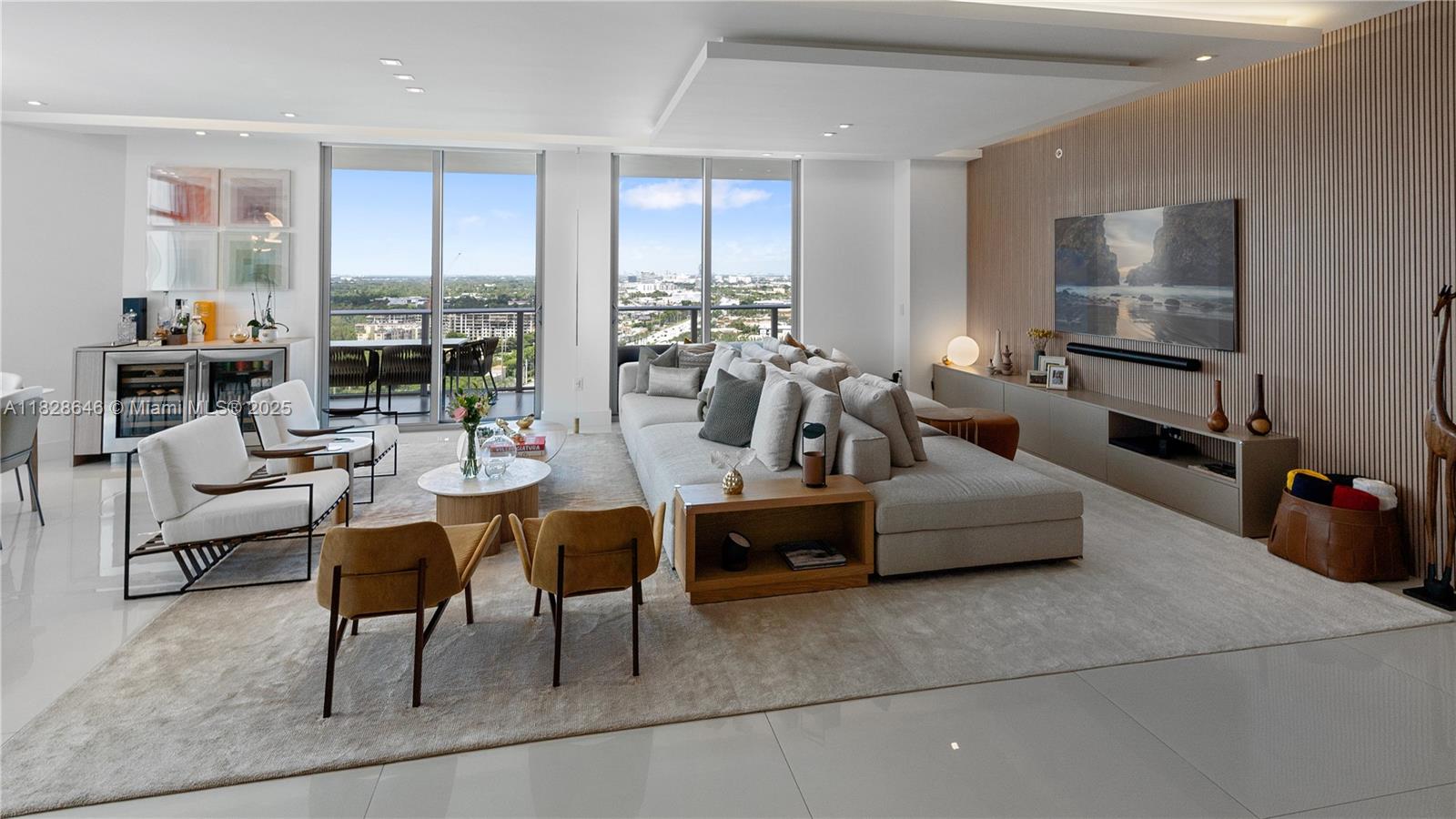 MARINA PALMS RESIDENCES N - Residential