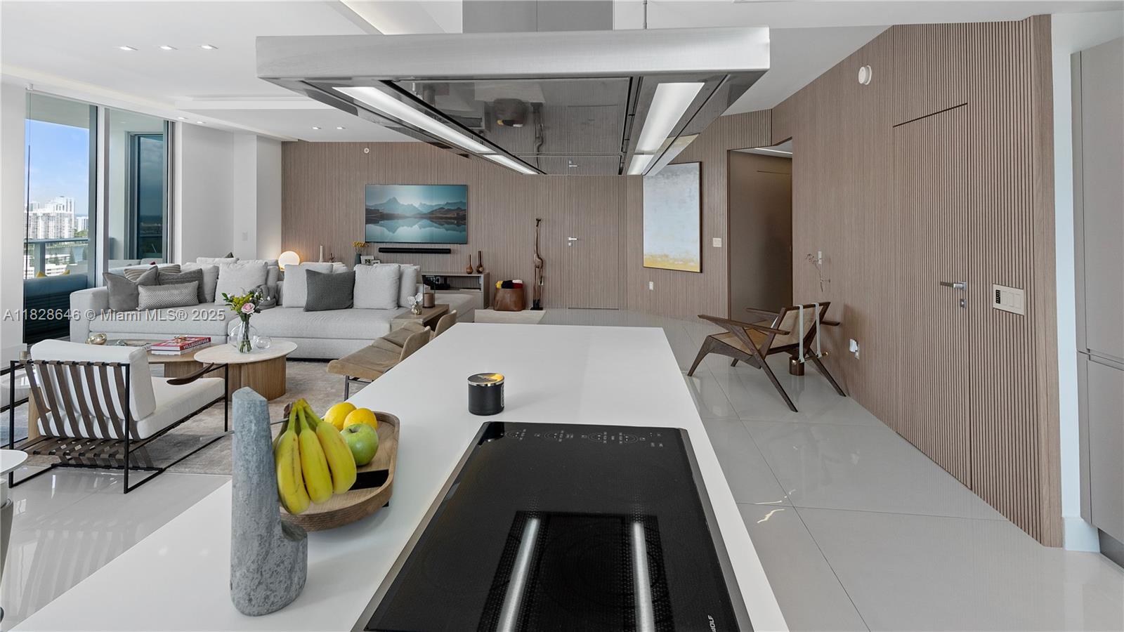 MARINA PALMS RESIDENCES N - Residential