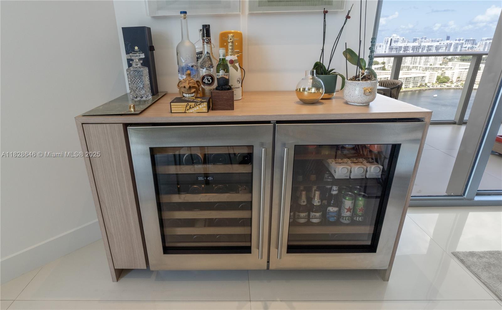 MARINA PALMS RESIDENCES N - Residential