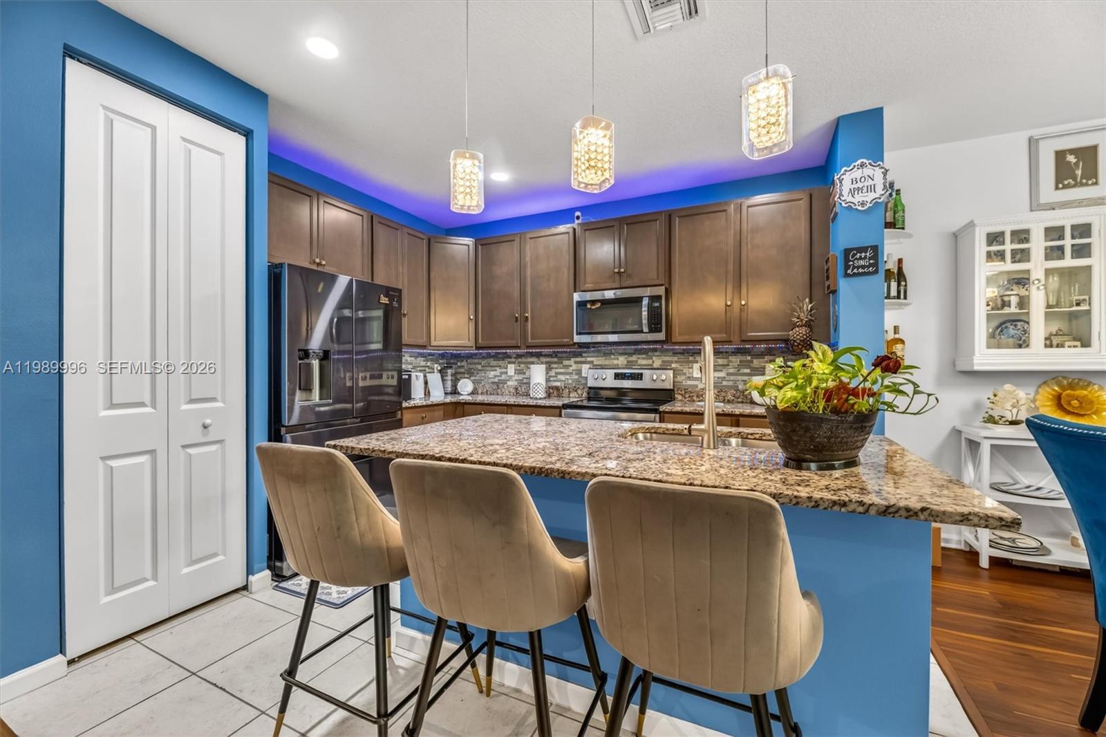 RESIDENCES AT PALM AIRE - Residential