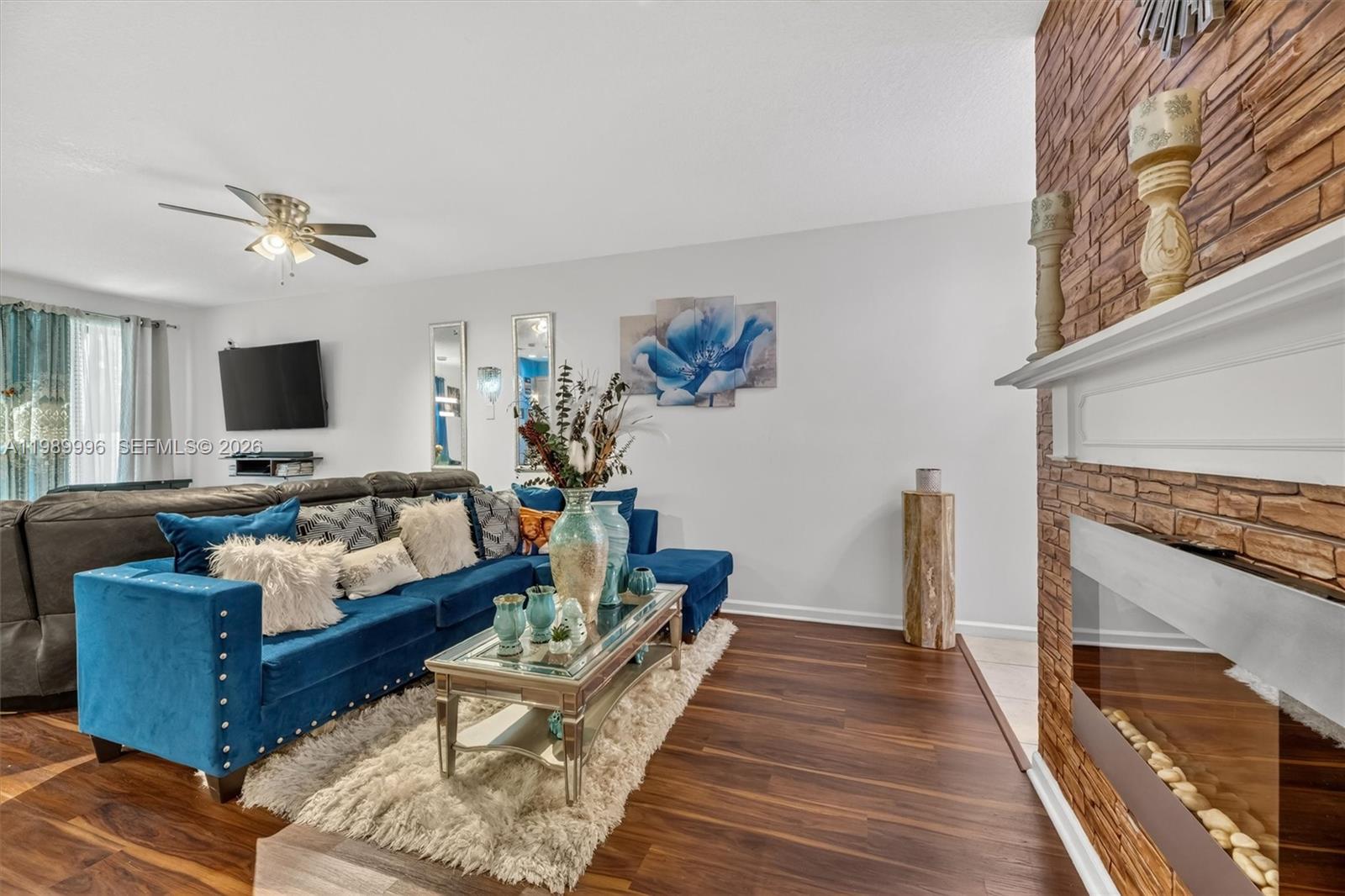 RESIDENCES AT PALM AIRE - Residential