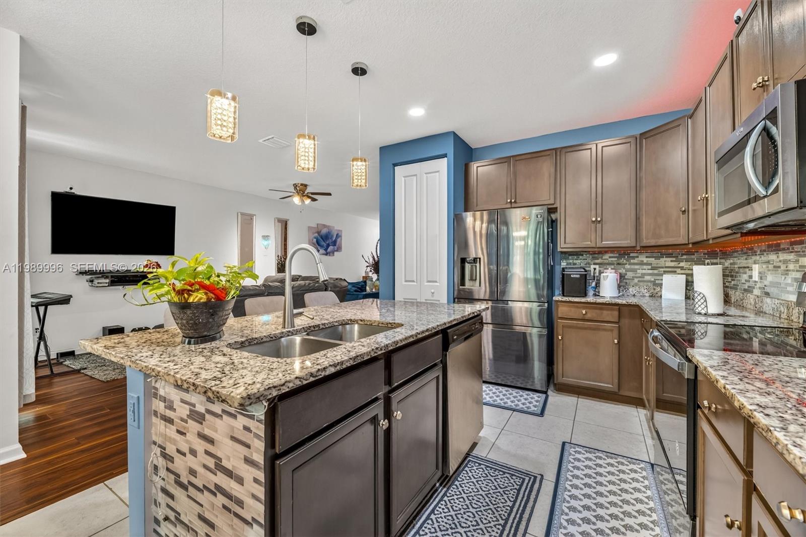 RESIDENCES AT PALM AIRE - Residential