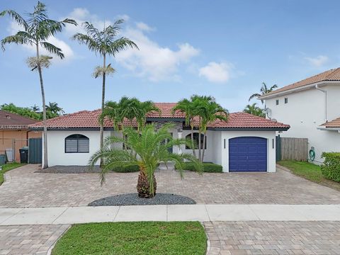 Single Family Residence in Miami FL 14287 165th St St.jpg