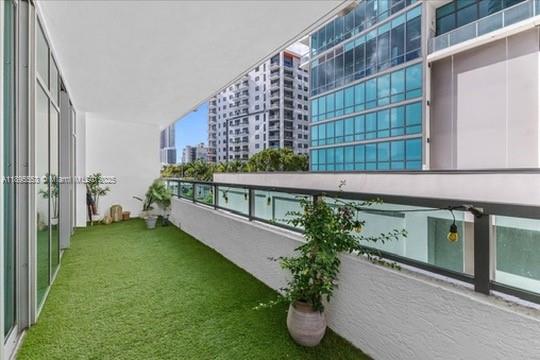 FOUR MIDTOWN MIAMI CONDO - Residential