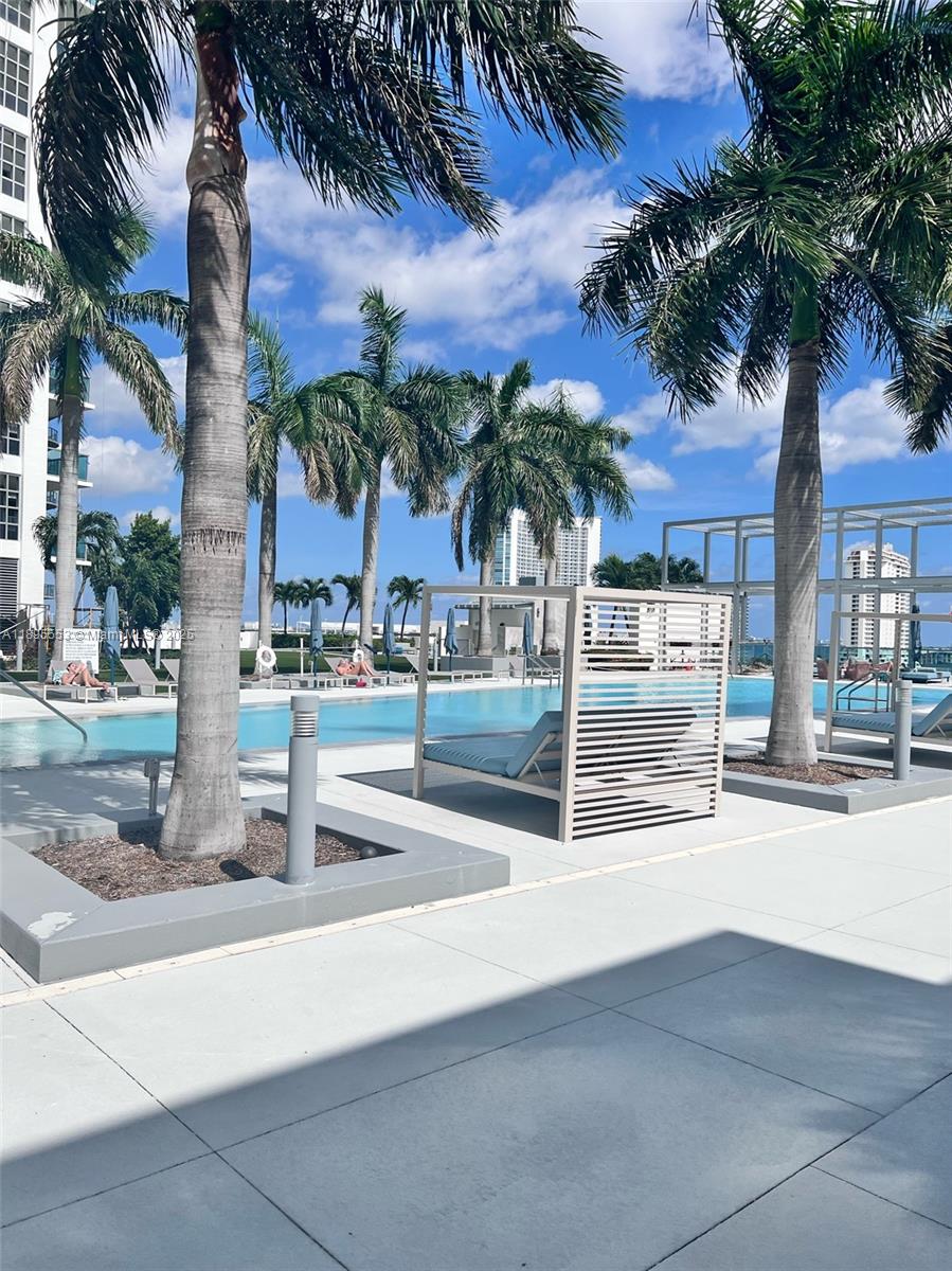 FOUR MIDTOWN MIAMI CONDO - Residential