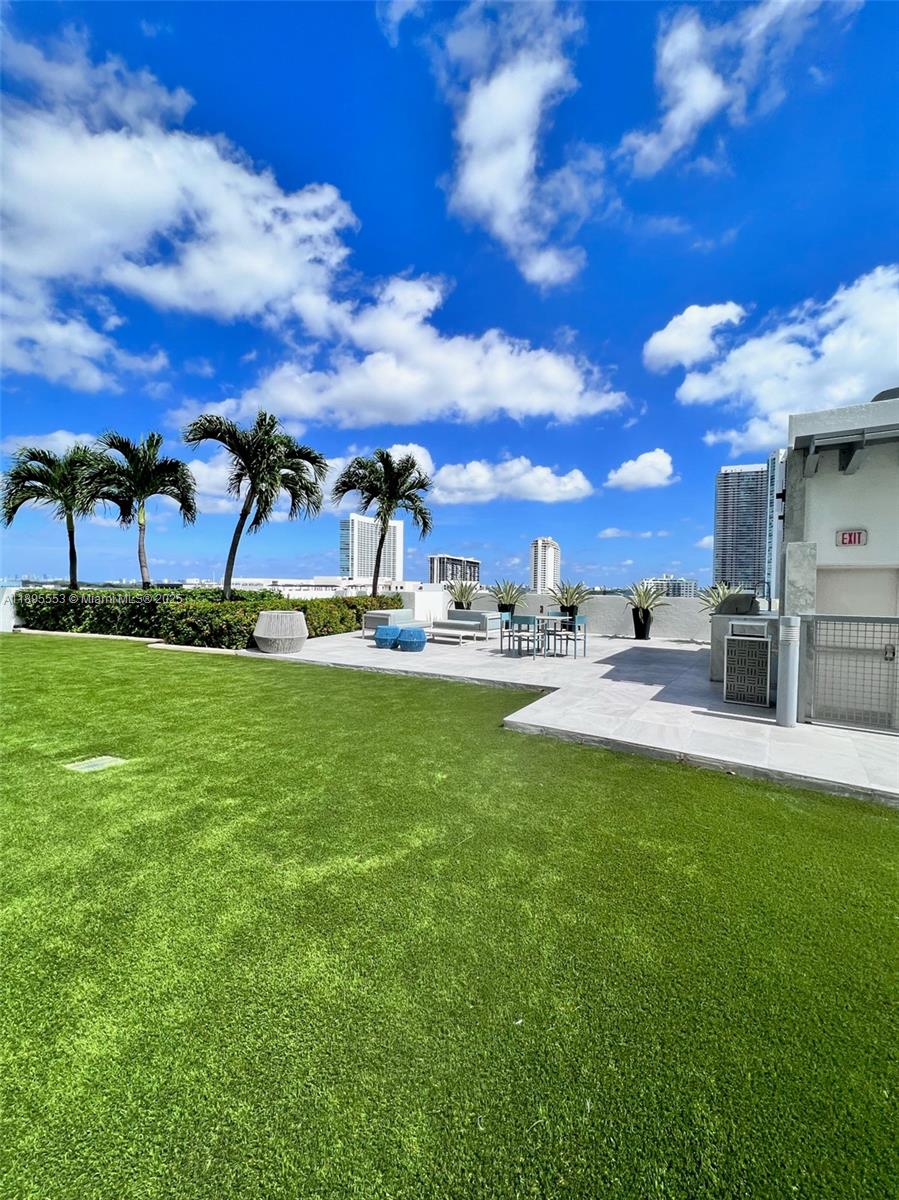 FOUR MIDTOWN MIAMI CONDO - Residential