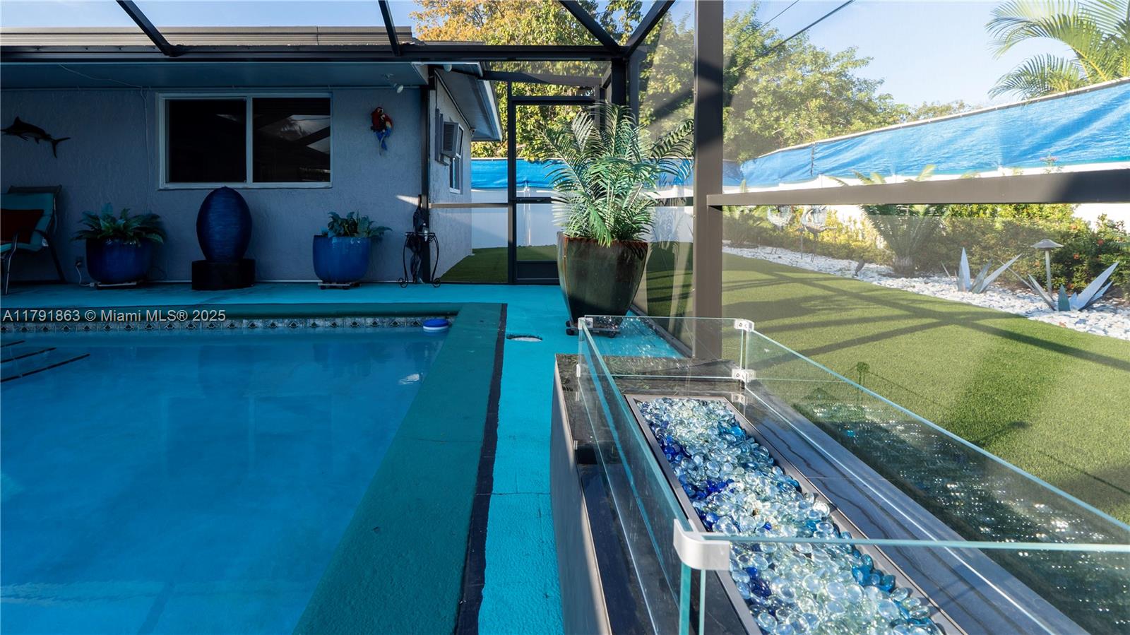 MELROSE MANOR - Residential