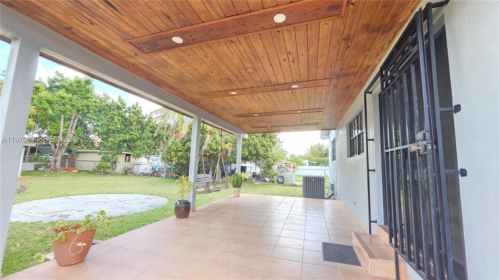 KEW GARDENS - Residential Lease