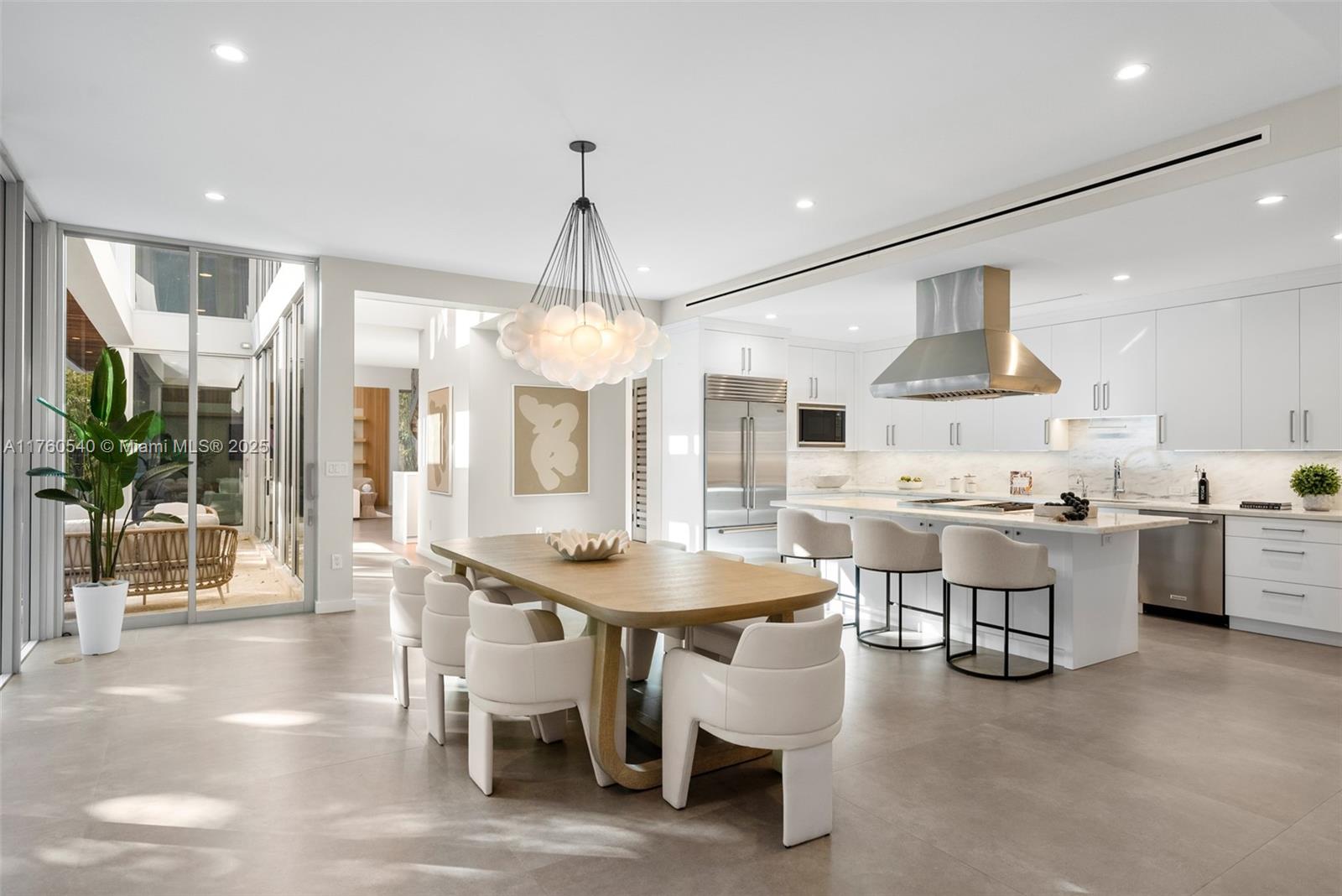 BAY HOMES SUB DB 338-23 - Residential