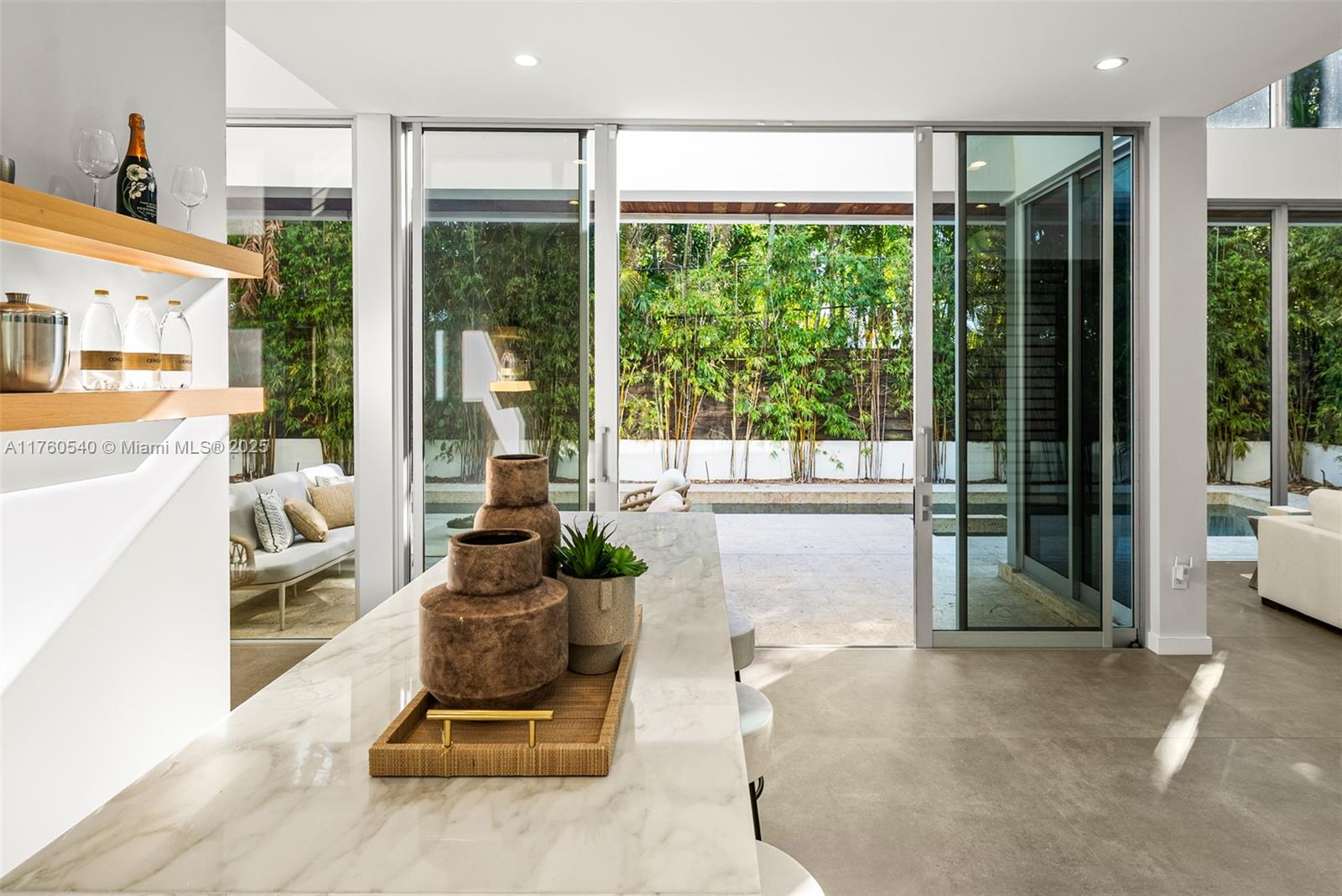 BAY HOMES SUB DB 338-23 - Residential