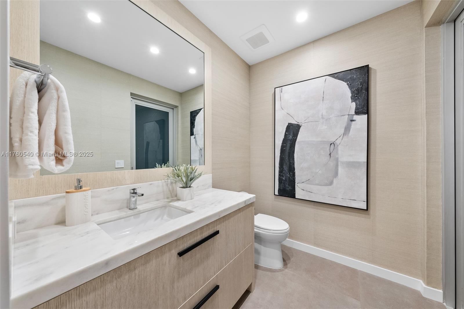 BAY HOMES SUB DB 338-23 - Residential